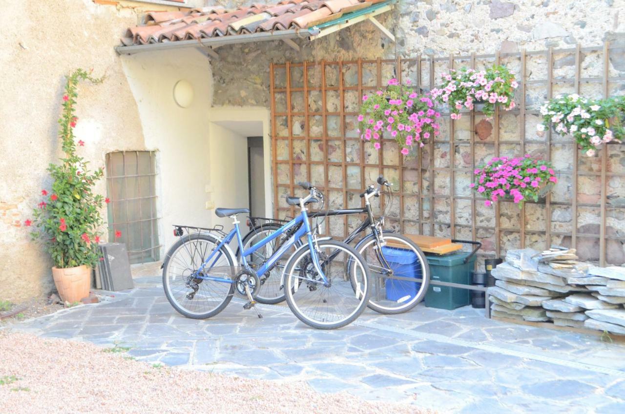 Villa La Solatia Porto Ceresio Exterior foto